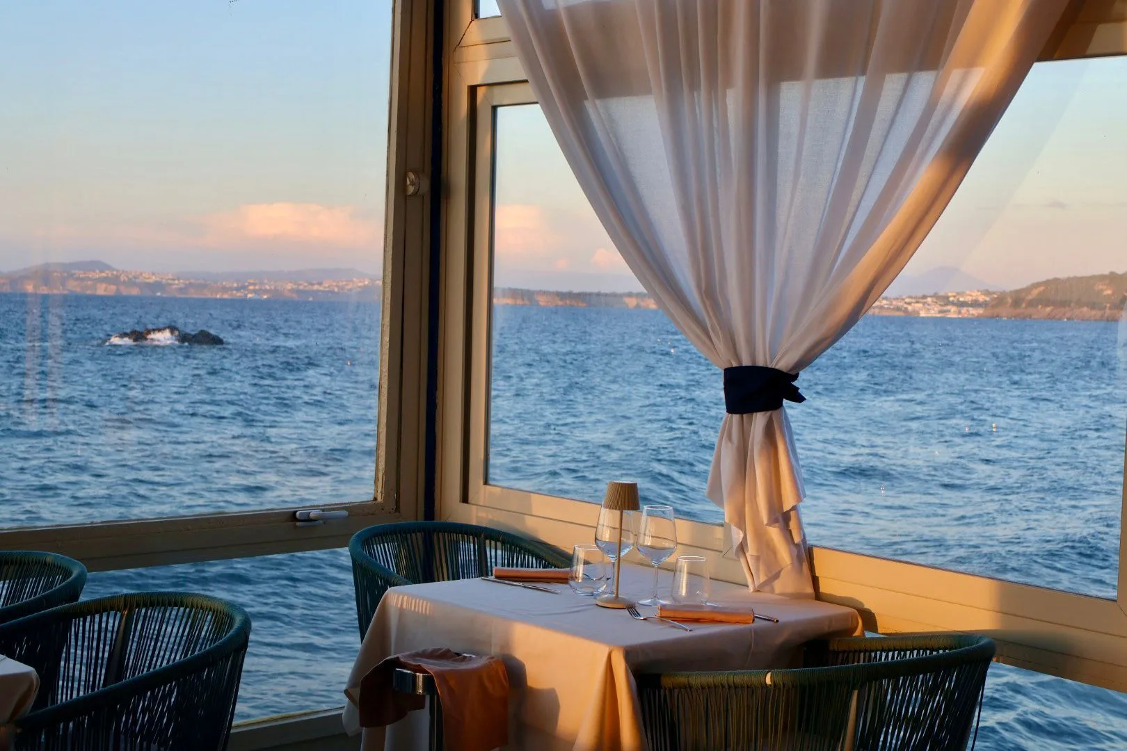 Lunch & Dinner with Sea View – Alberto Restaurant