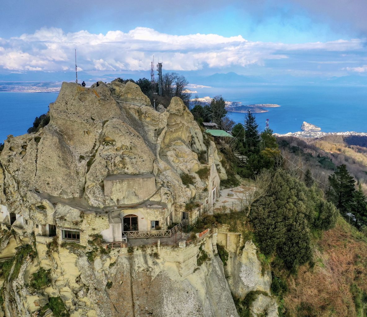Eremo di San Nicola e Cima del Monte Epomeo