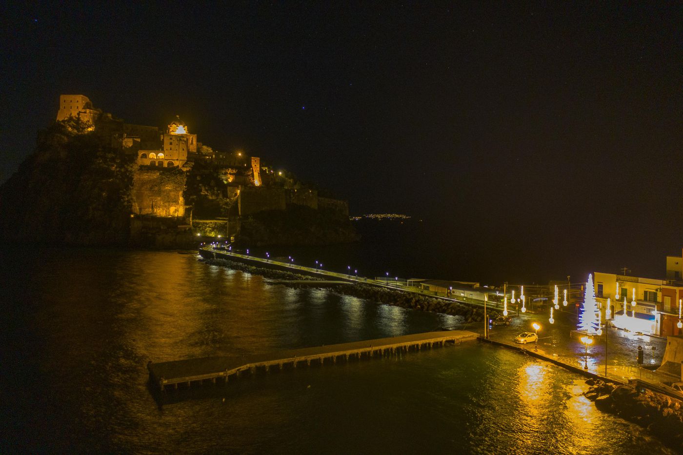Natale a Ischia - Le Luminarie Borgo di Ischia Ponte
