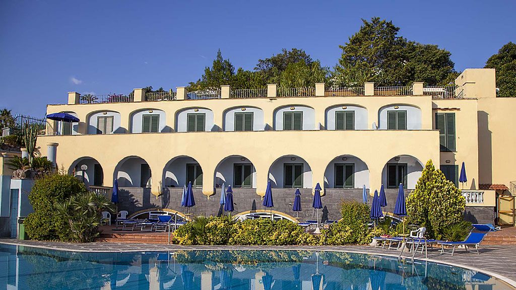 hotel aperti a gennaio ischia