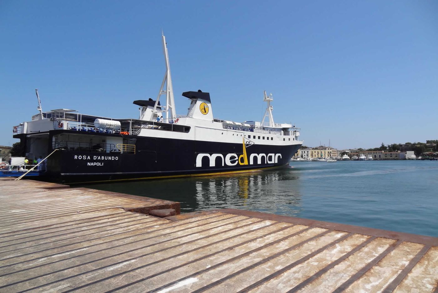 Orari traghetti Pozzuoli Ischia