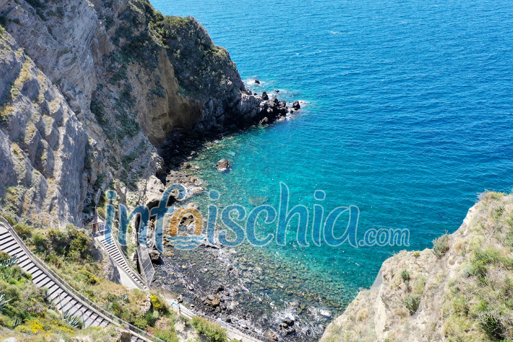 Ischia Cosa Vedere, Baia di Sorgeto