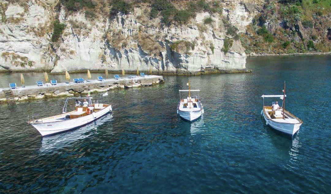 ischia giro dell'isola in barca