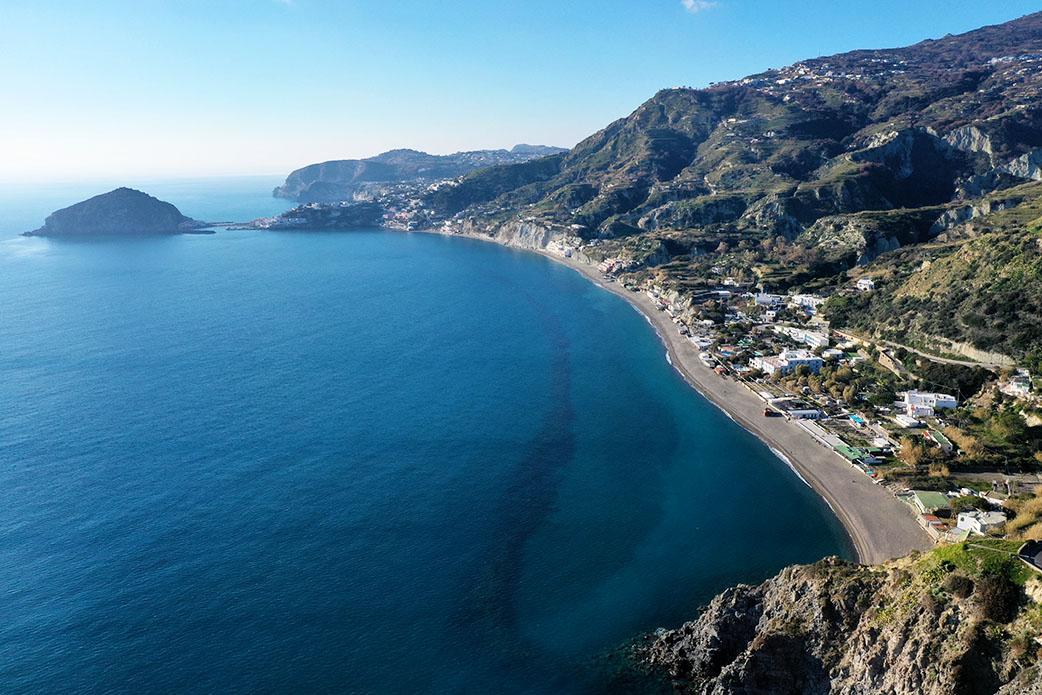 Spiaggia dei Maronti, Barano