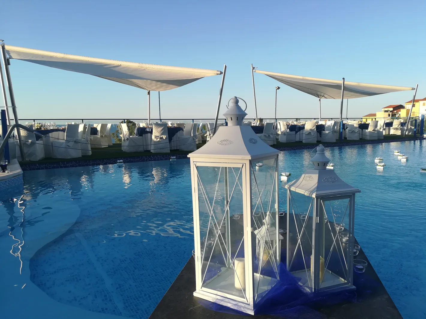 TUS'HOTEL