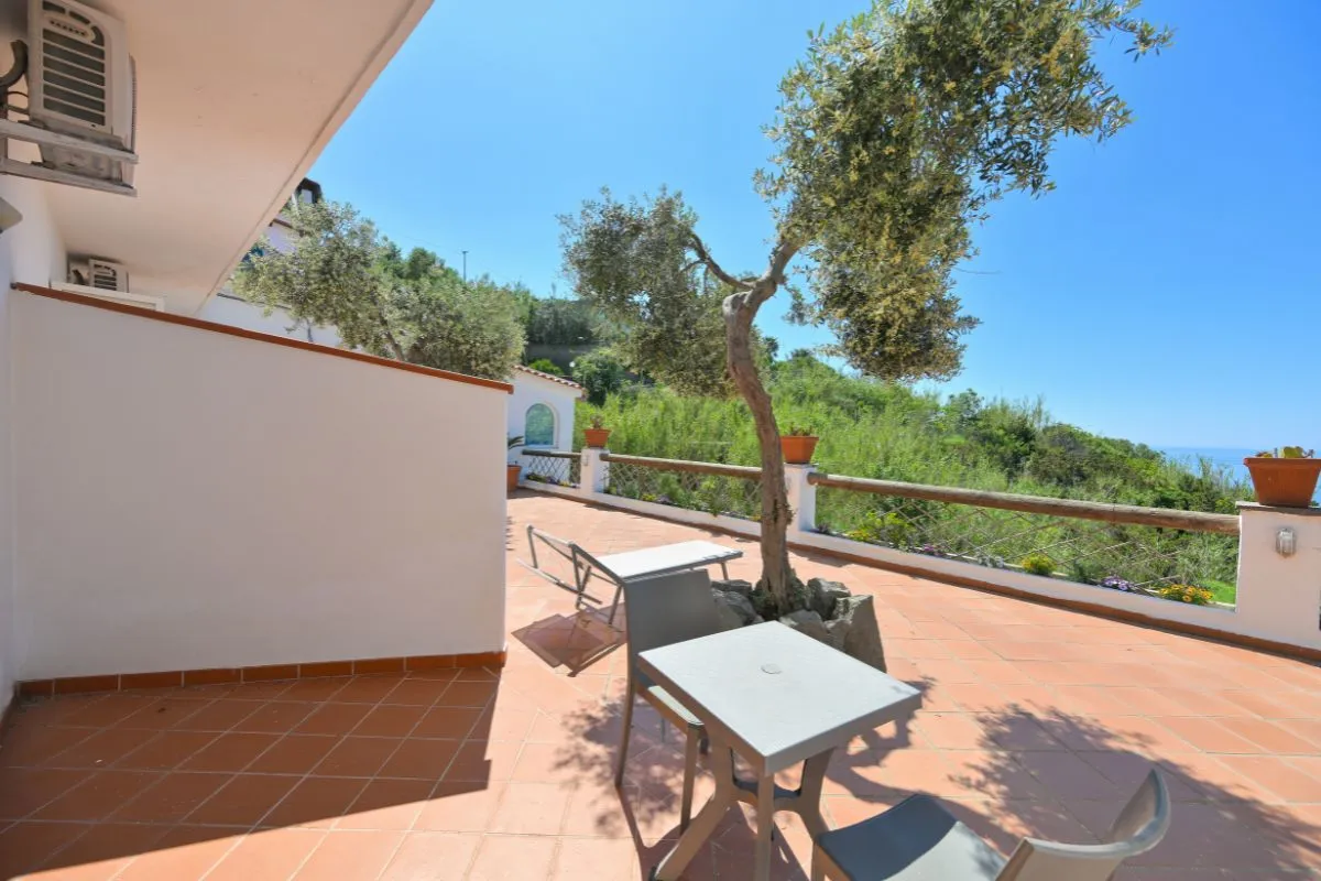 Esterno Camera Vista Mare - Resort Punto Azzurro