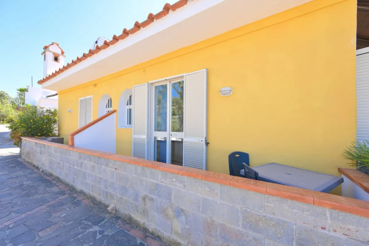 Esterno camera Standard - Resort Punto Azzurro