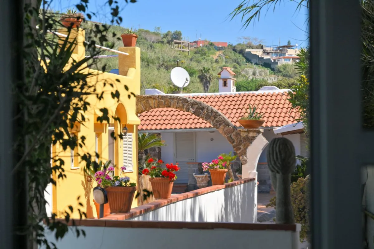 Esterni camere - Resort Punto Azzurro