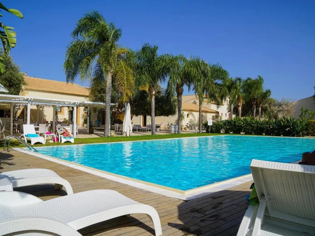 RESORT LIFE HOTELS KALAONDA