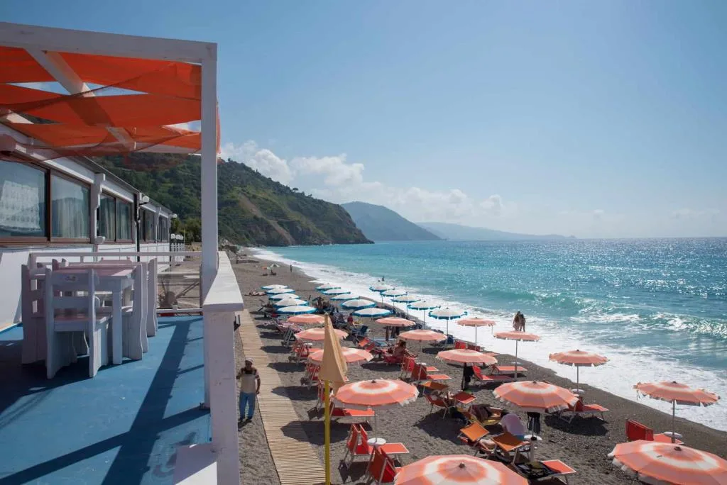 RESORT AVALON SIKANÌ