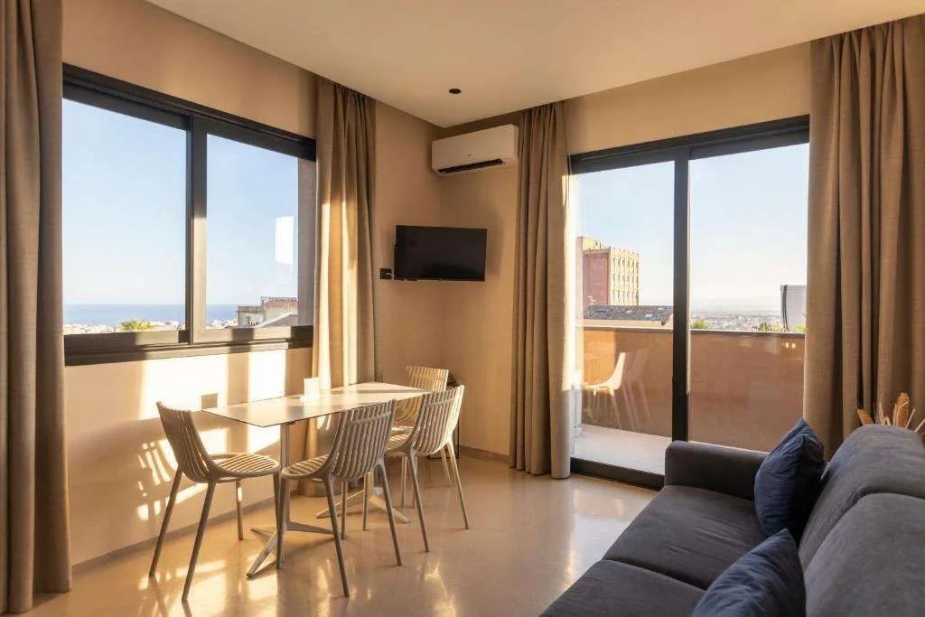 HOTEL OLLEN APARTMENTS
