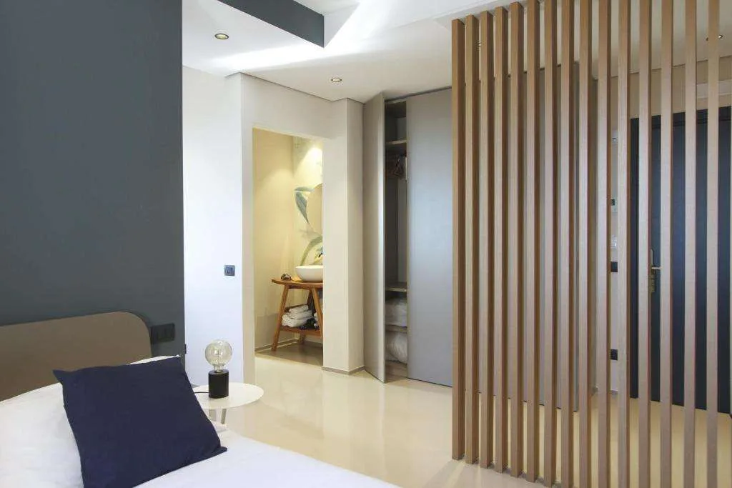 HOTEL OLLEN APARTMENTS