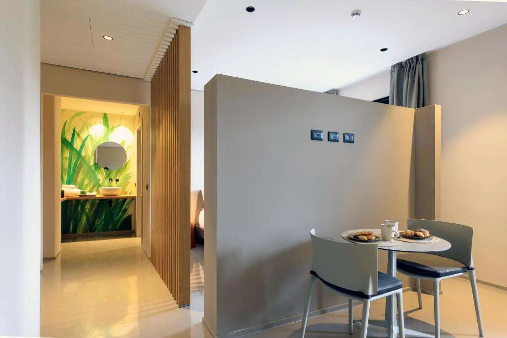 HOTEL OLLEN APARTMENTS