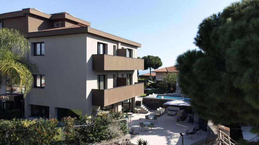 HOTEL OLLEN APARTMENTS