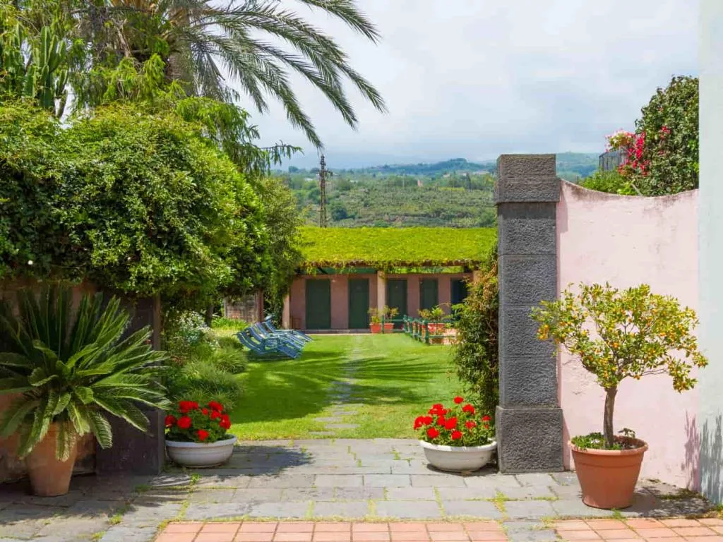 HOTEL ETNA