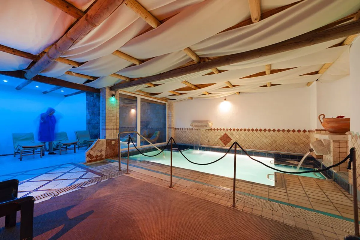 Hotel Terme Don Pepe - Piscina termale interna