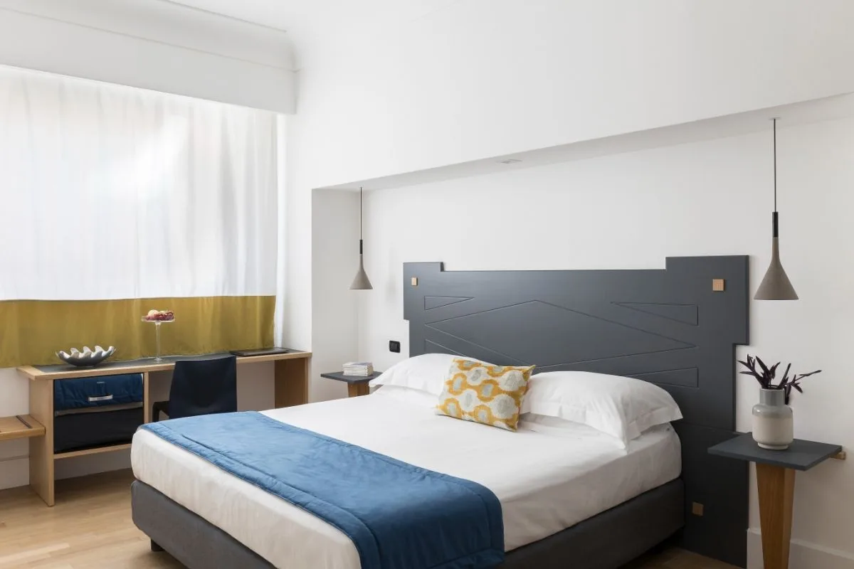 HOTEL PLAZA OPERA