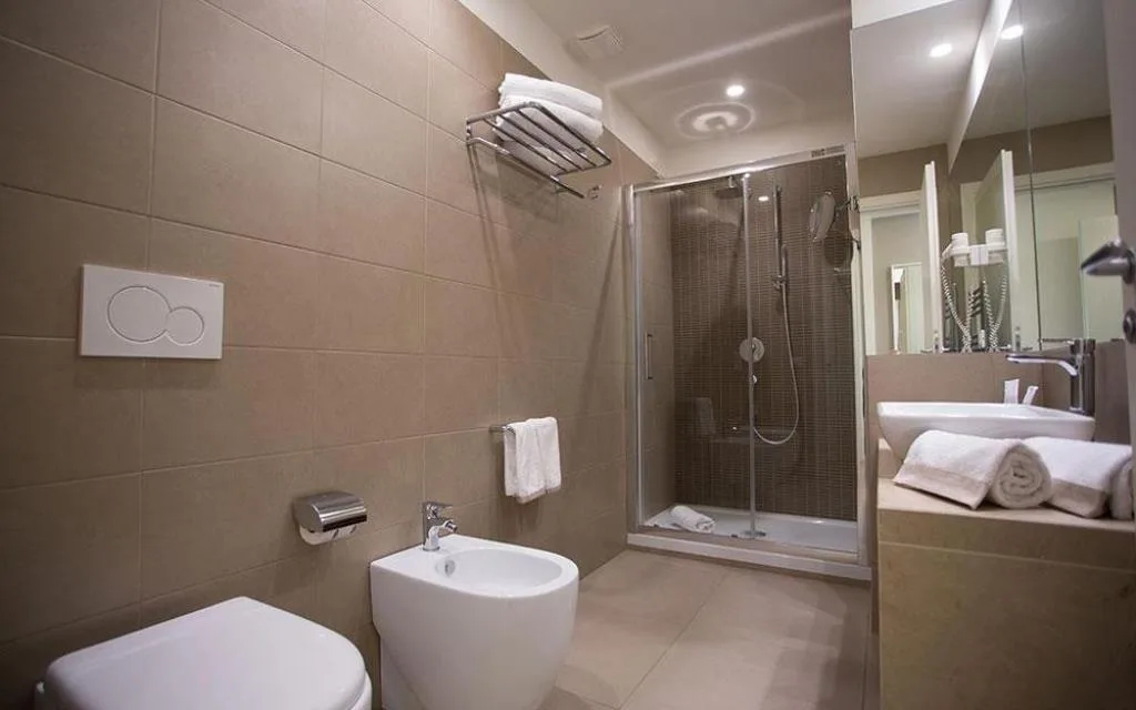 AIRONE CITY HOTEL