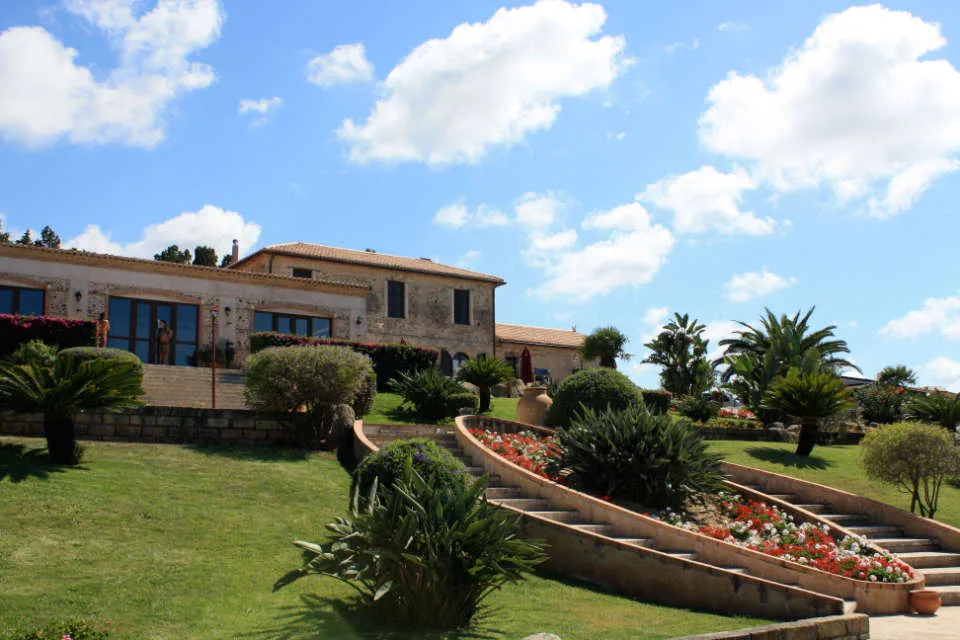 VILLAGGIO CLUB DOLOMITI SUL MARE