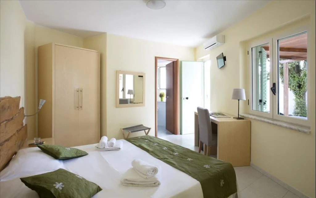 RESORT BORGO DEGLI ULIVI NATURAL VILLAGE