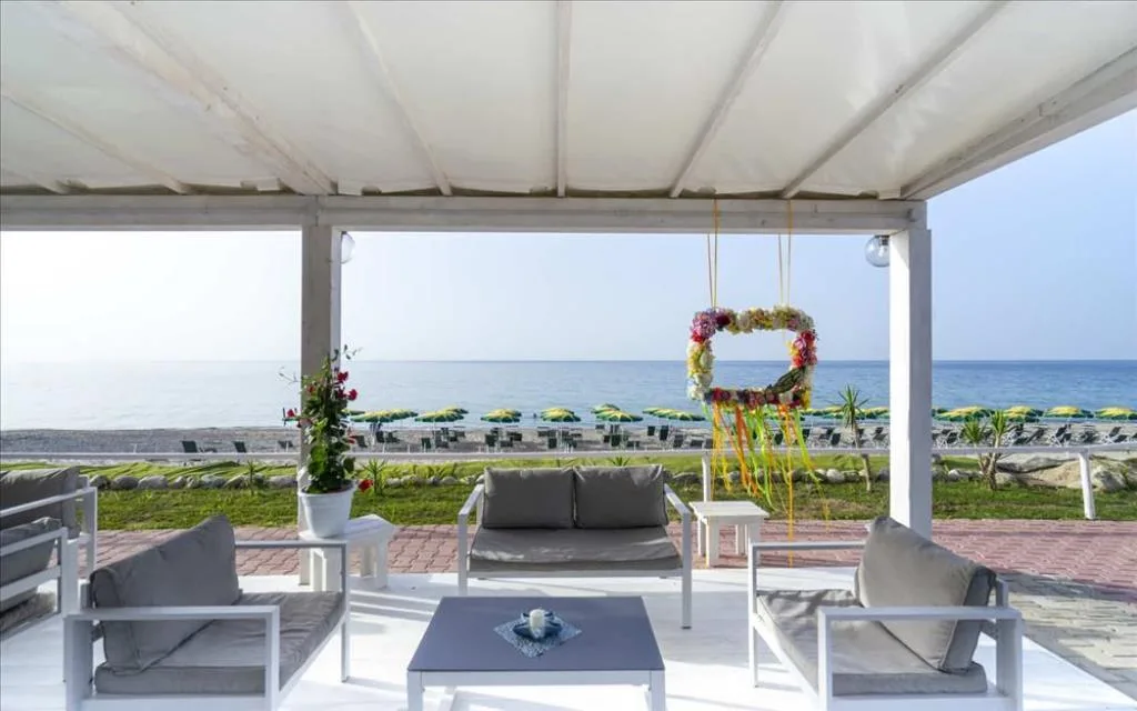 RESORT BORGO DEGLI ULIVI NATURAL VILLAGE