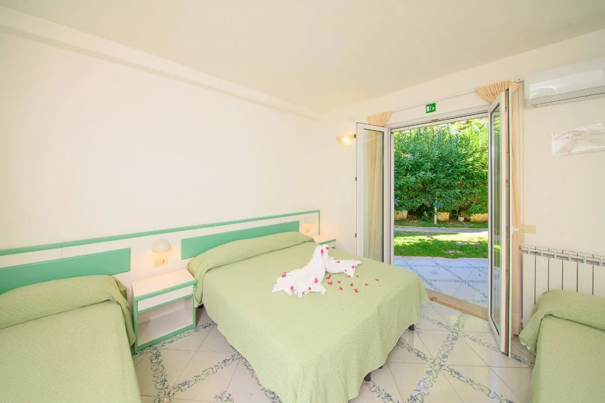 Camera quintupla - Av Club Terme Colella