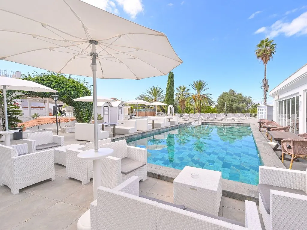 Piscina minerale calda - Av Club Terme Colella