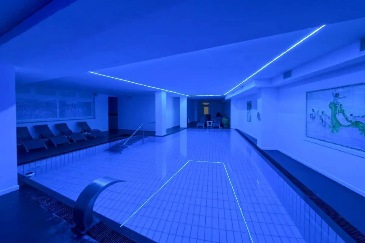 Av Club Terme Colella - Piscina termale coperta