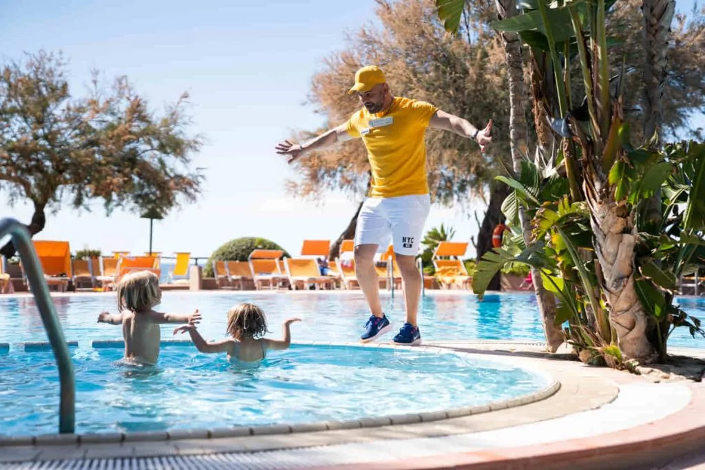 VILLAGGIO CLUB BAIA DEL SOLE