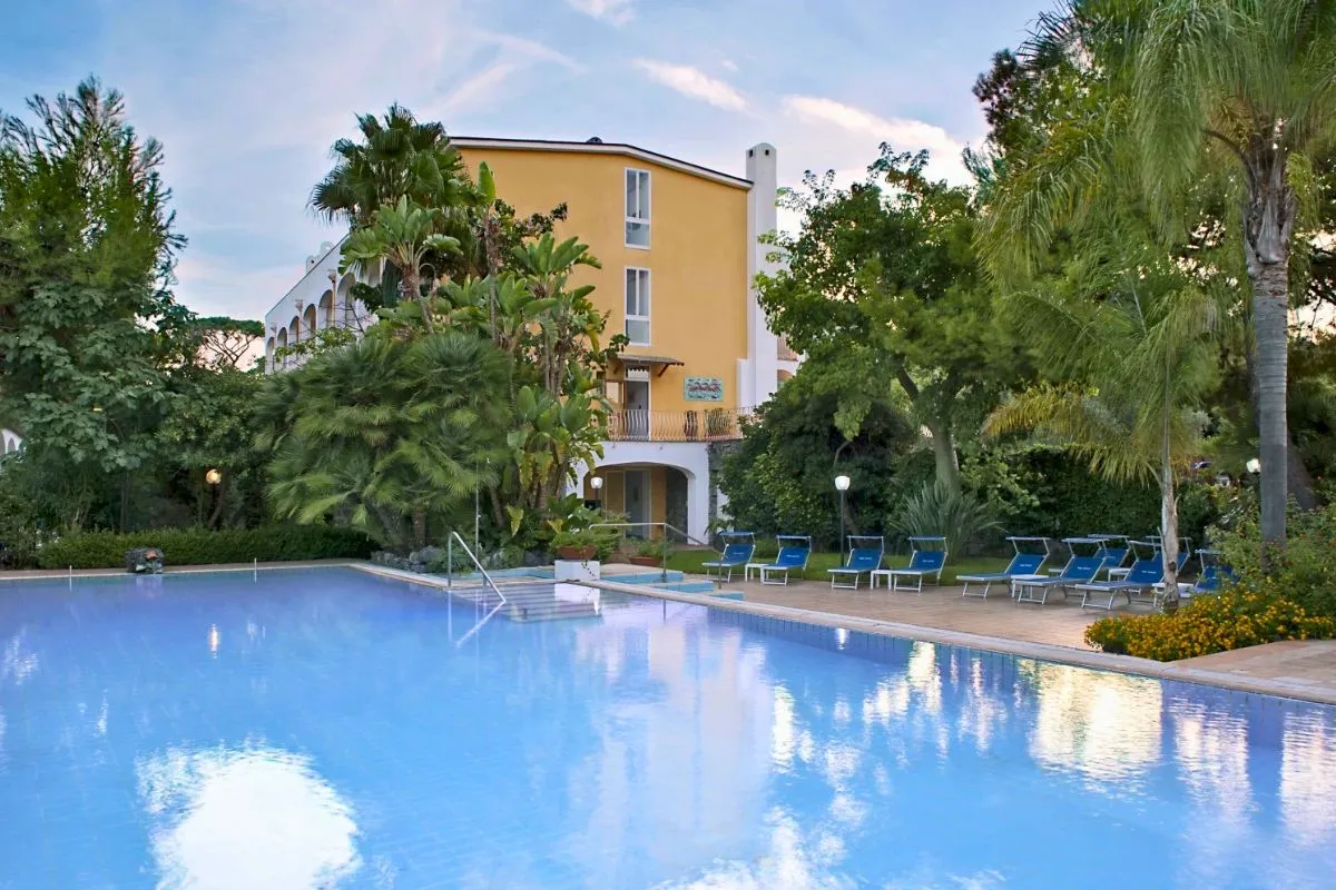 Hotel San Giovanni Terme, piscina termale esterna