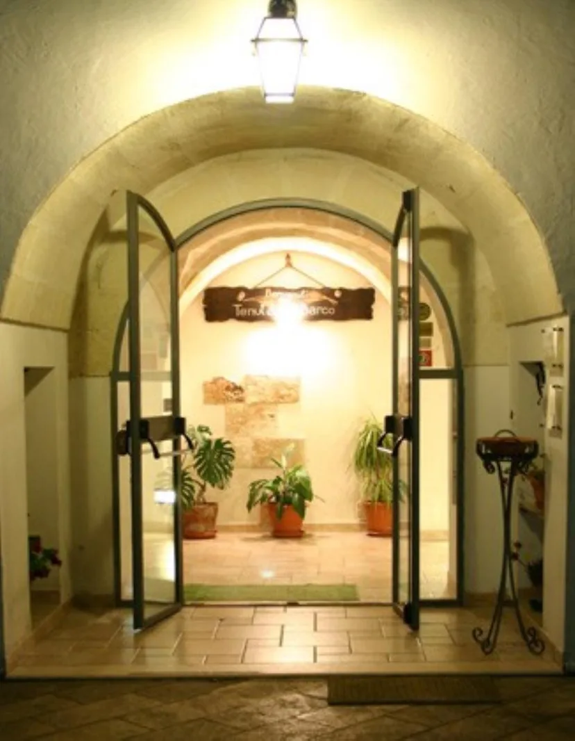 WINE RESORT TENUTA DEL BARCO