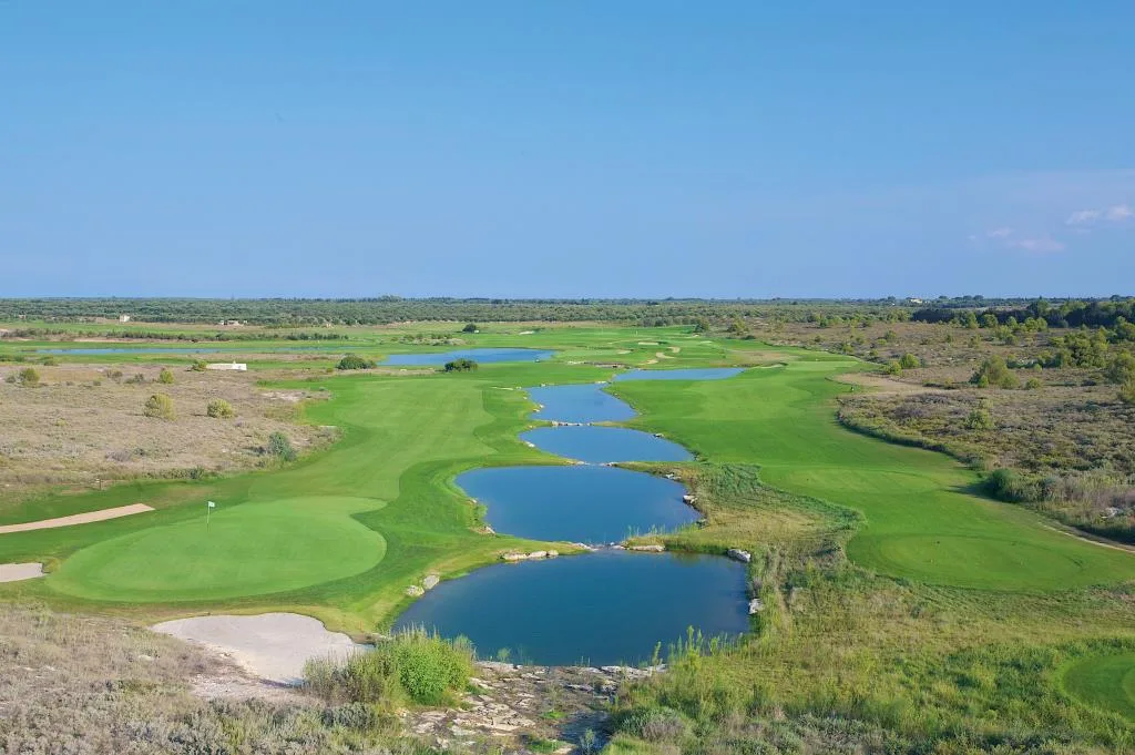 HOTEL ACAYA GOLF RESORT & SPA