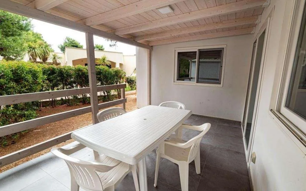 VILLAGGIO SPIAGGIA LUNGA