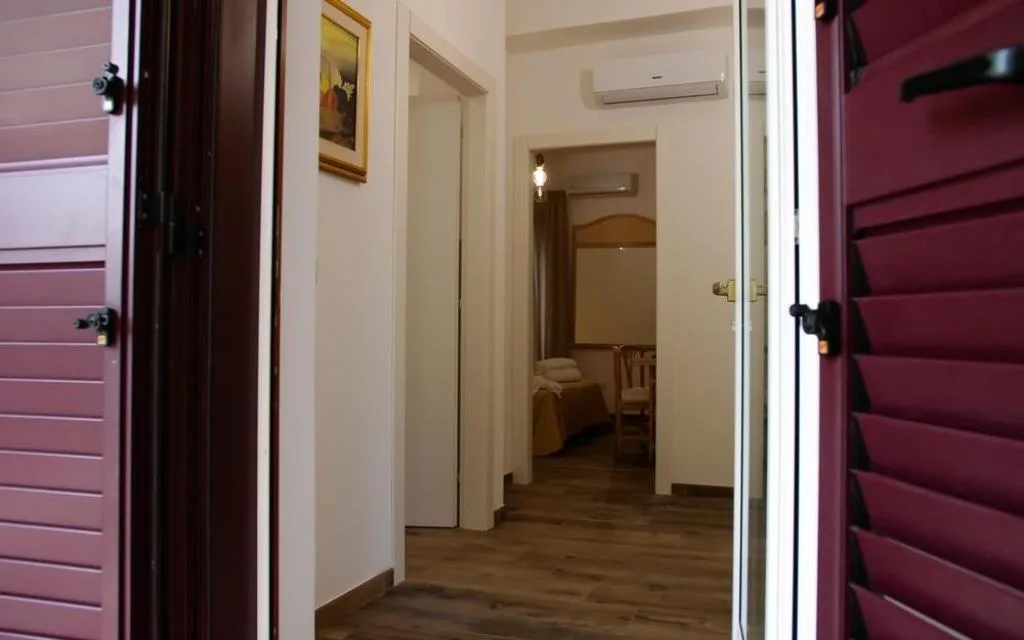 HOTEL VALLE CLAVIA