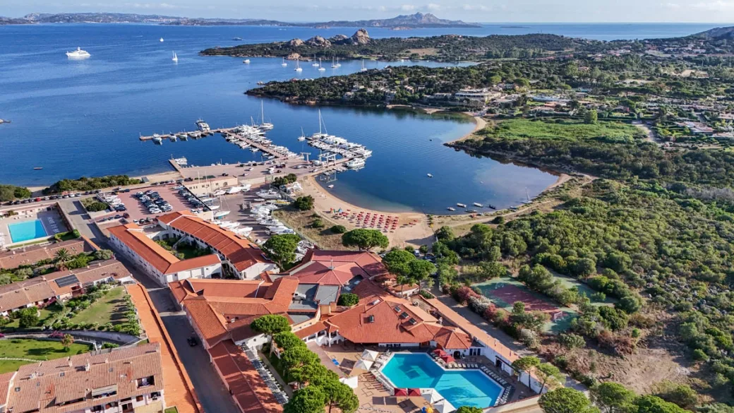 Hotel Club Esse Cala Bitta a Baja Sardinia