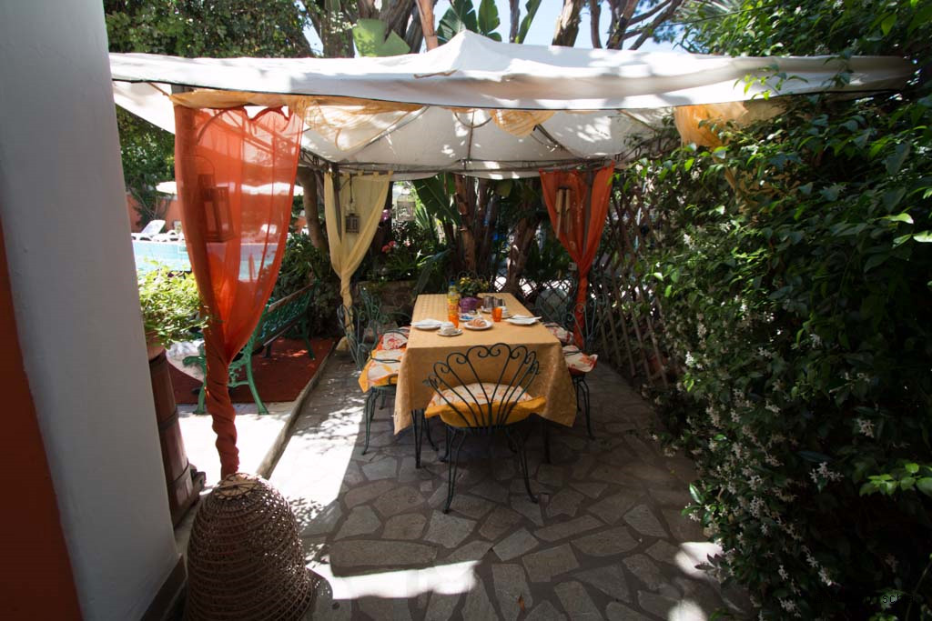 Hotel Aragonese