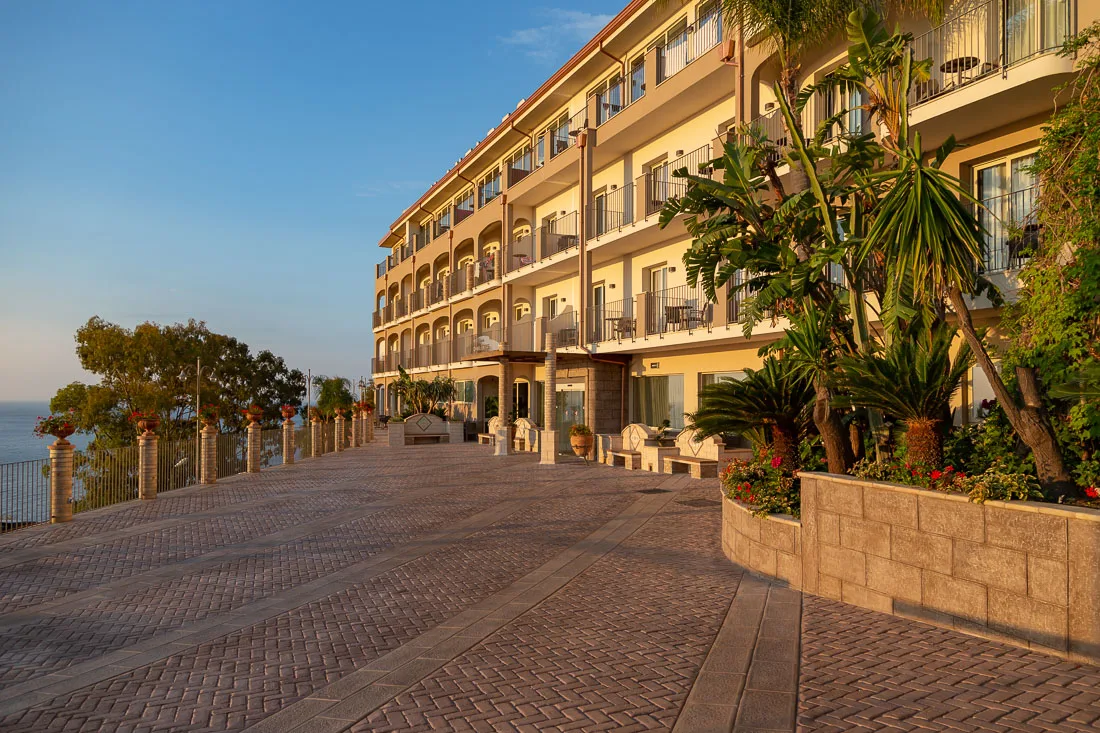 HOTEL ANTARES