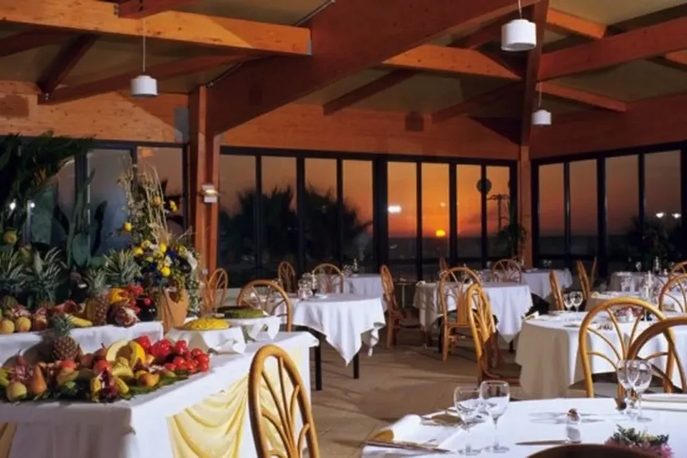 Hotel Dioscuri Bay Palace