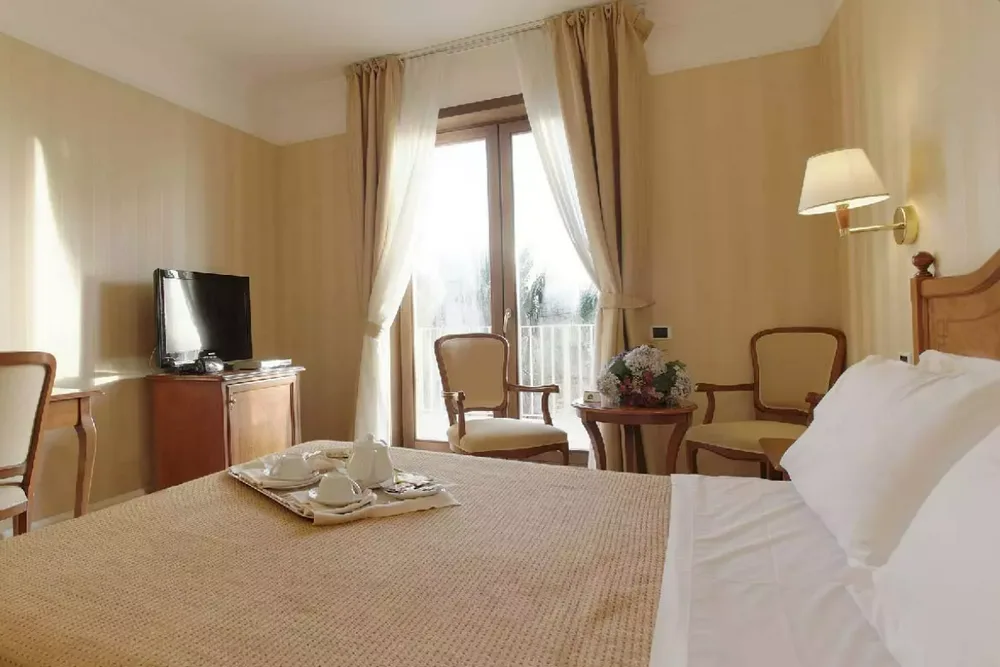Hotel Dioscuri Bay Palace