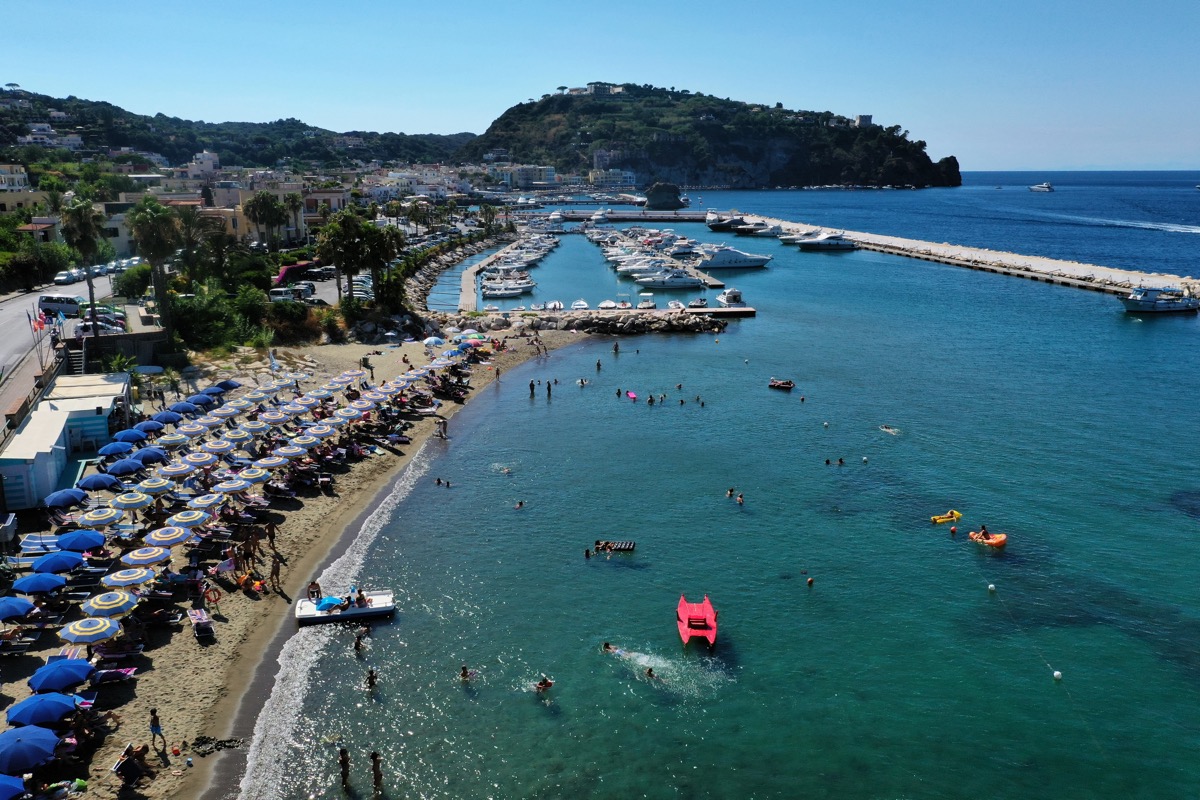Lacco Ameno, il centro elegante di Ischia