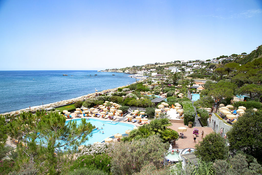 Giardini Termali Poseidon — vista delle piscine e del parco